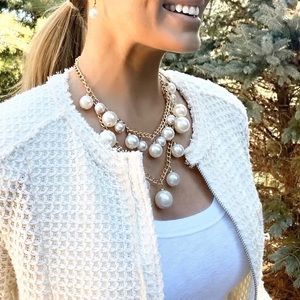 Matching pearl and earring set!